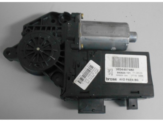 Motor Elevador Vidro Frente Direito Peugeot 307 2003 mev241